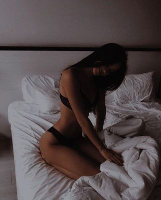 Ала, 25 лет — услуги госпожи